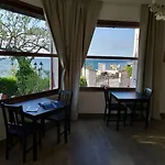 Otel Astria Le Lavandou