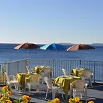Astria Otel 3*