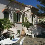 Astria Otel Le Lavandou