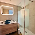 Astria Hotell 3*