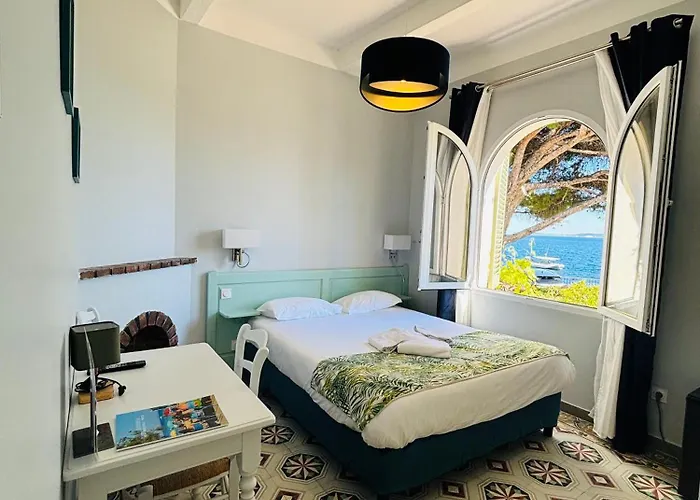 Hotel Astria 3*